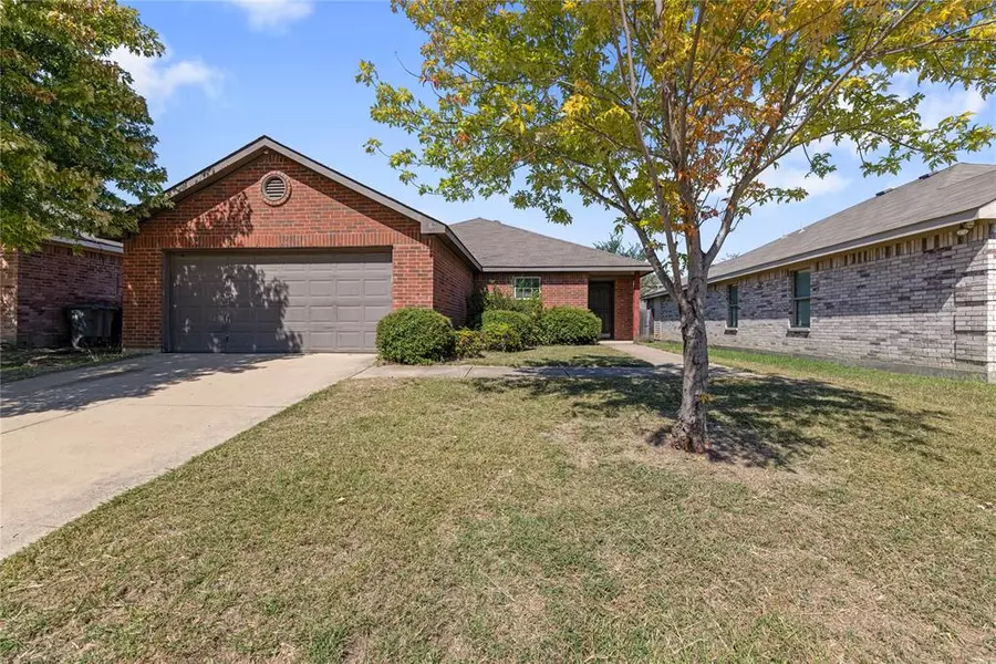 167 E Kirnwood Drive, Dallas, TX 75241