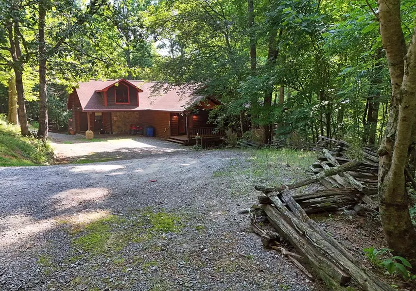 713 Blue Ridge Trails, Morganton, GA 30560