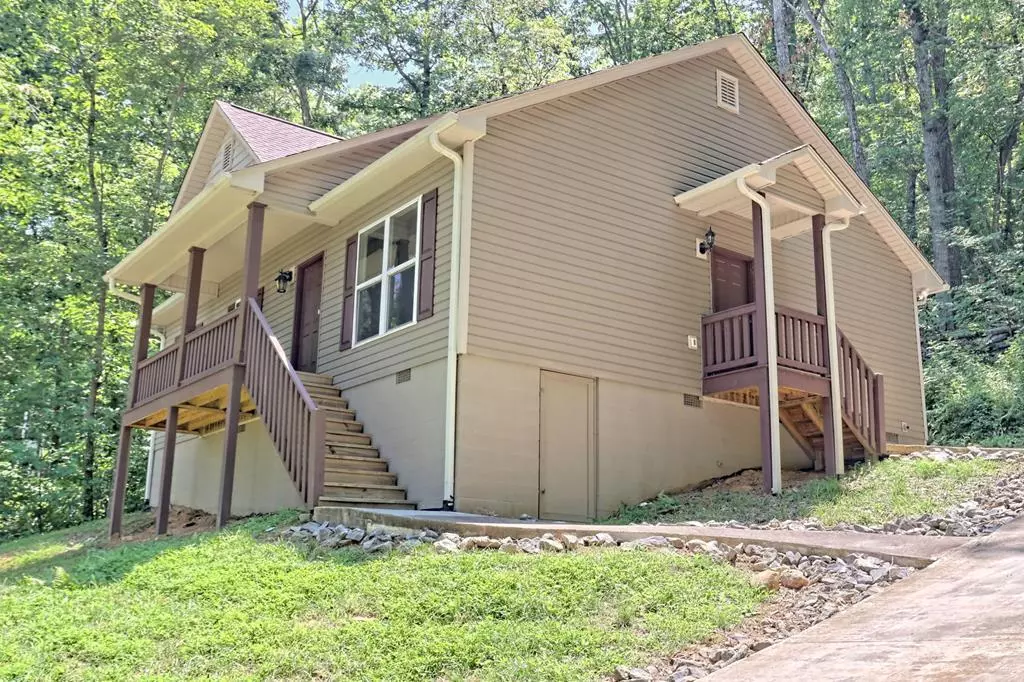 Hiawassee, GA 30546,1070 Coon Cove Road