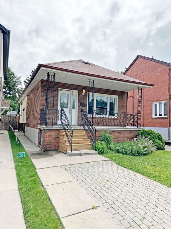 41 Frances AVE, Toronto W07, ON M8Y 3K8