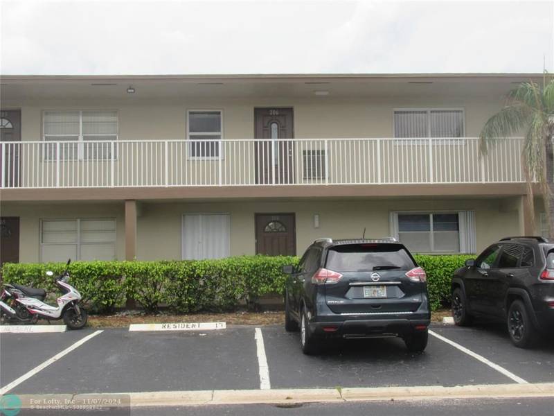 601 NW 76th Ter  #206, Margate, FL 33063