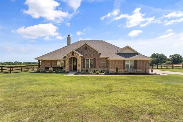 8330 Old Springtown Road, Springtown, TX 76082