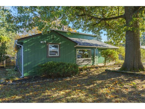 2546 SE 151ST AVE, Portland, OR 97236