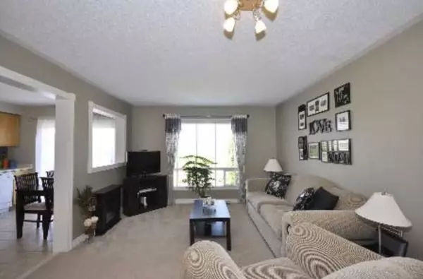 Milton, ON L9T 5N4,1628 Stover CRES