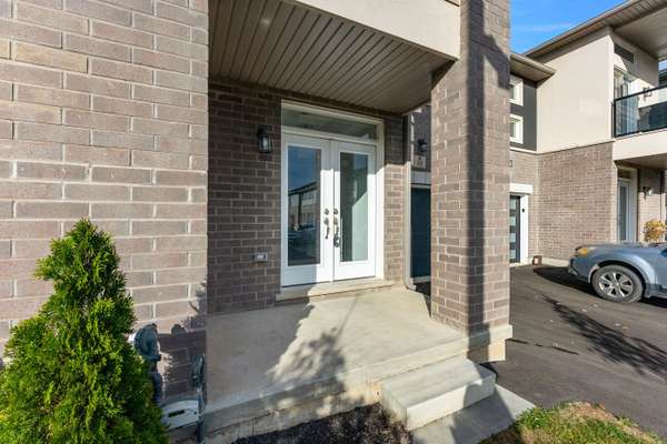 Welland, ON L3C 0K2,93 Renfrew TRL