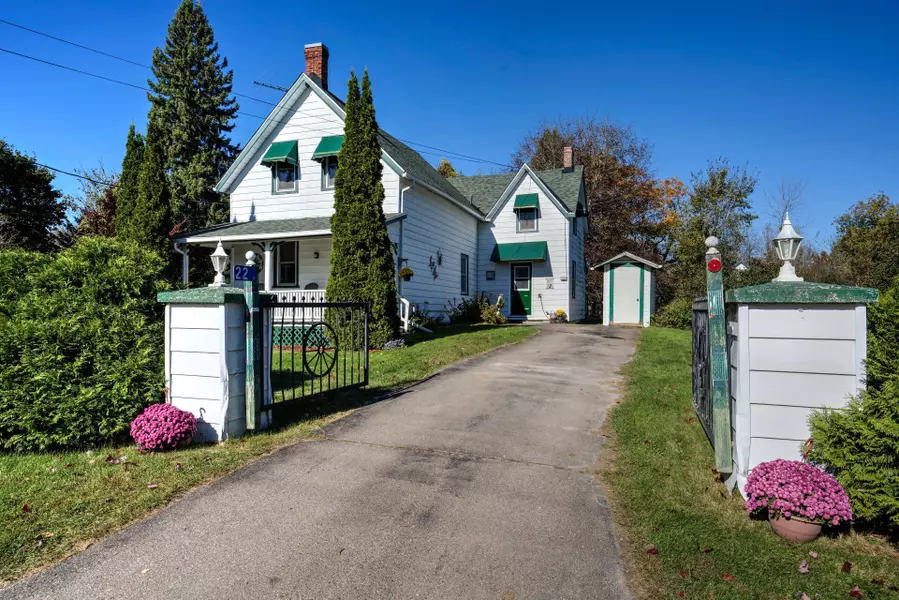 22 DAVIS LOCK RD, Rideau Lakes, ON K0G 1E0