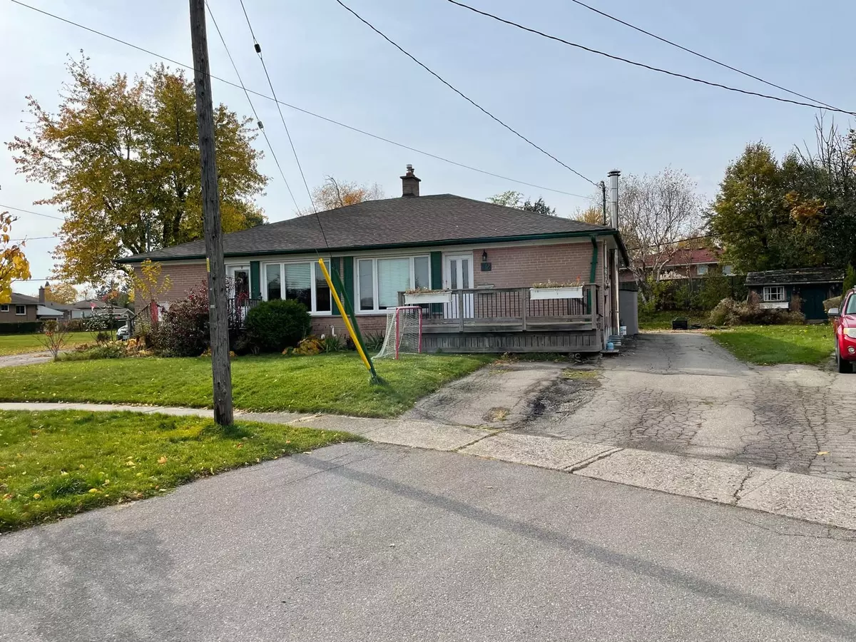 Halton Hills, ON L7G 4N3,12 Langston CRES #Bsmt