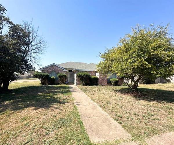 1505 Becky Lane, Lancaster, TX 75134