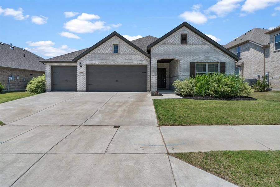 3905 Switchgrass Grove, Venus, TX 76084