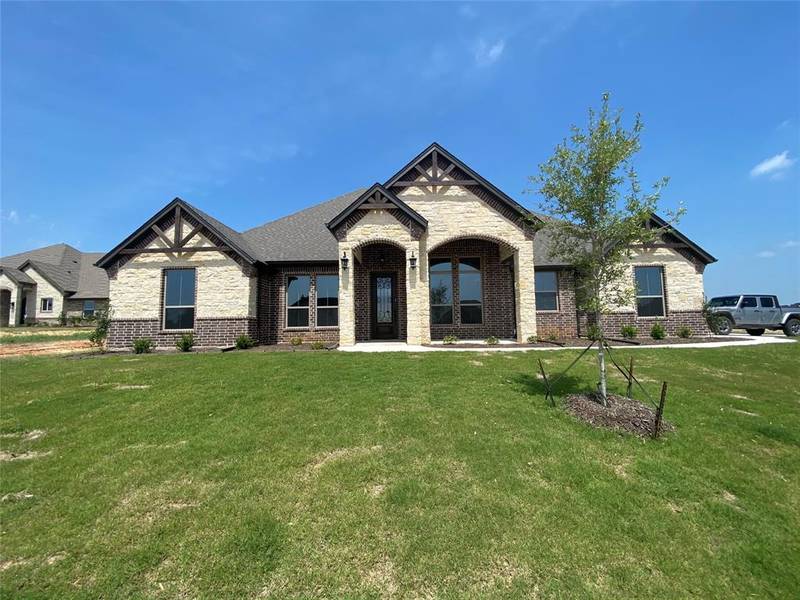 601 Lydia Lane, Granbury, TX 76049