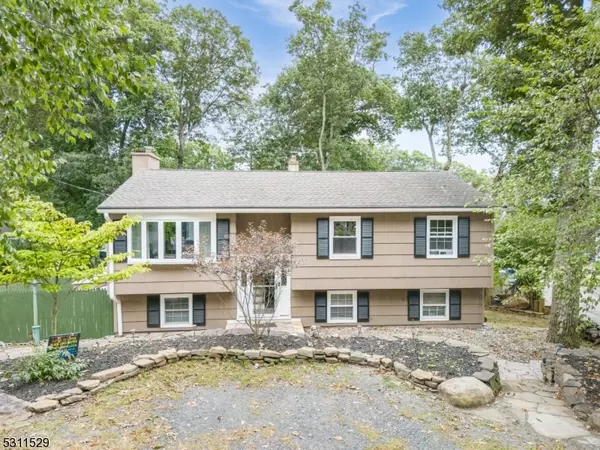 Hopatcong Boro, NJ 07843,9 Normandy Ci