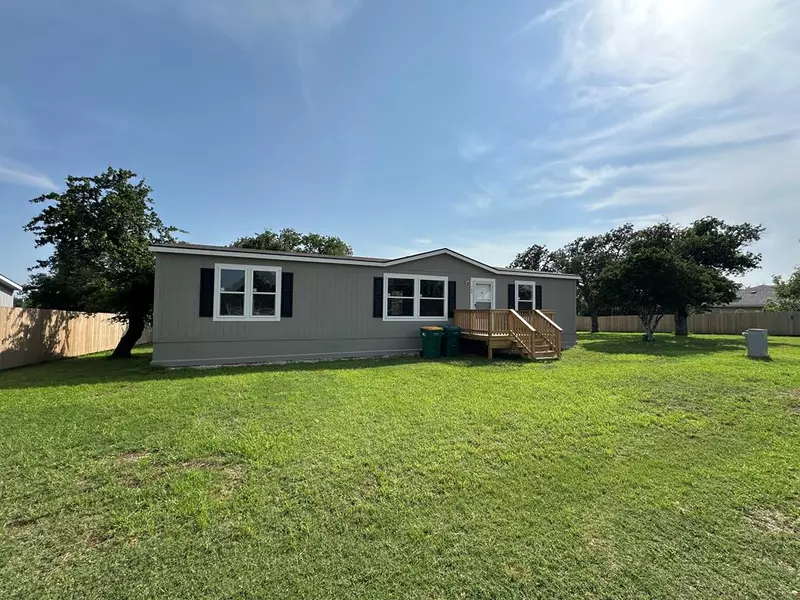 134 E Castlelake, Granite Shoals, TX 78654