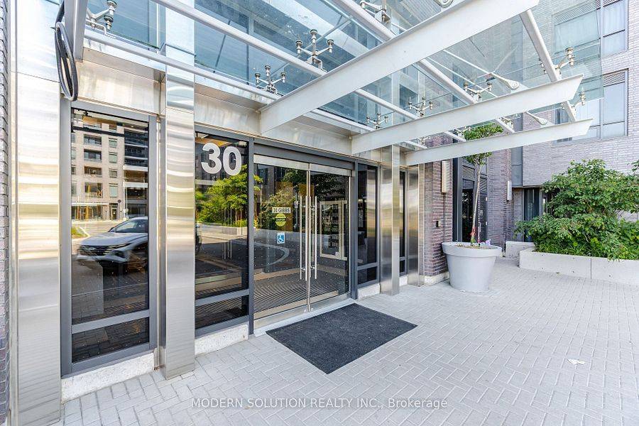 30 Gibbs RD #1709, Toronto W08, ON M9B 0E4