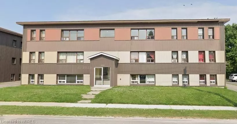 North Bay, ON P1B 3W2,850 Clarence ST