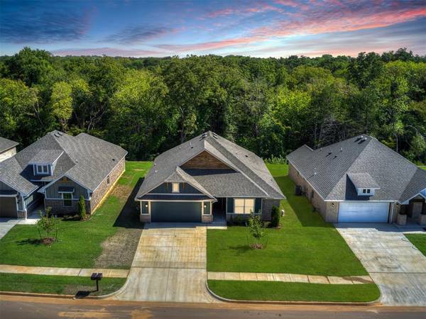 209 Firethorn Way, Noble, OK 73068