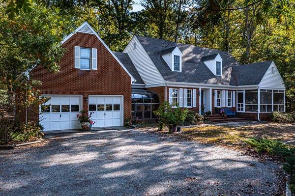 540 Doctors Point RD, Lottsburg, VA 22511