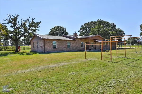 Clyde, TX 79510,1821 S 4th Street