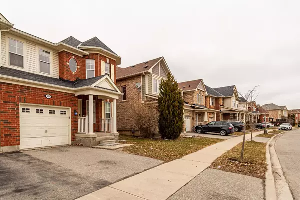 Milton, ON L9T 0L5,907 Zelinsky CRES