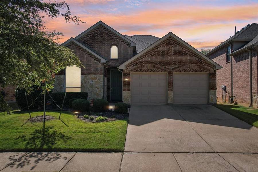 1216 Dayton Drive, Lantana, TX 76226