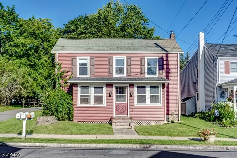 147 Main St, Readington Twp., NJ 08889