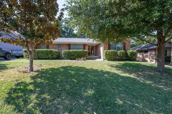 Dallas, TX 75228,2323 Pinebluff Drive