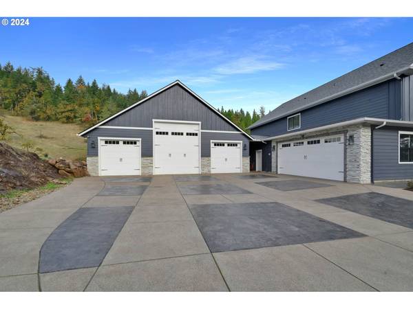 Springfield, OR 97478,88796 OAKSHIRE DR