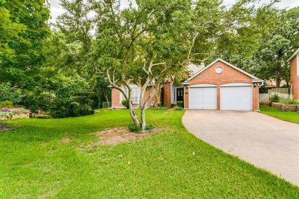 3844 Misty Glen Court, Bedford, TX 76021