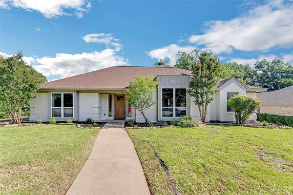 Bedford, TX 76021,821 Saddlebrook Drive S