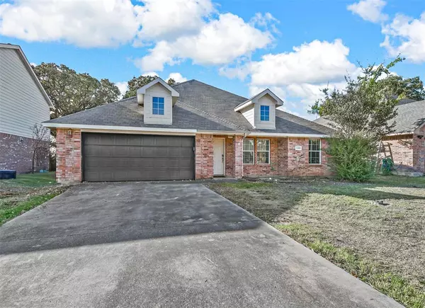 3300 Lance Lane, Denton, TX 76209