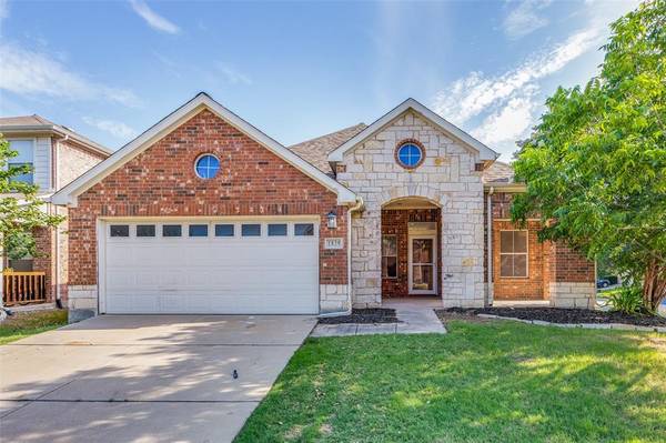 1829 Heron Drive, Aubrey, TX 76227