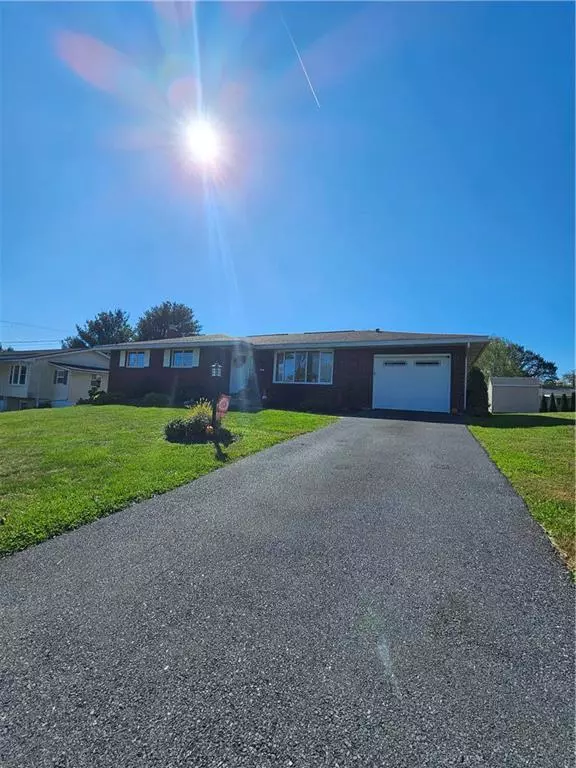 47 Center Road,  Mahoning Township,  PA 18235