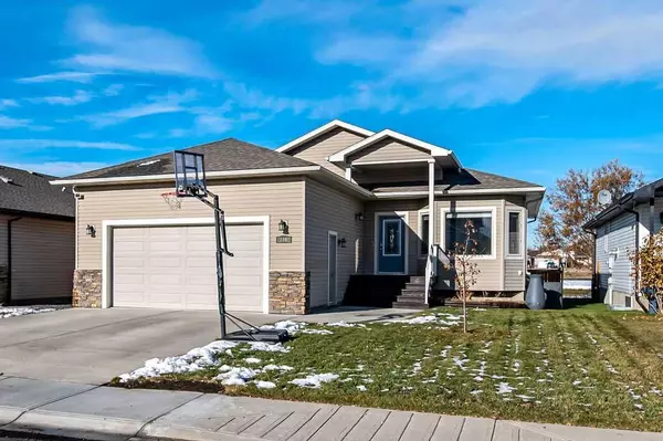 146 Hillview LN, Strathmore, AB T1P 1Z8