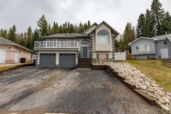 113 Parker PL, Hinton, AB T7V 2C2