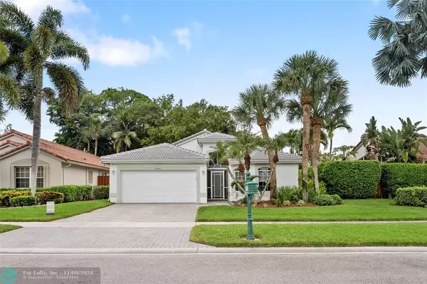 22764 E Royal Crown Ter E, Boca Raton, FL 33433