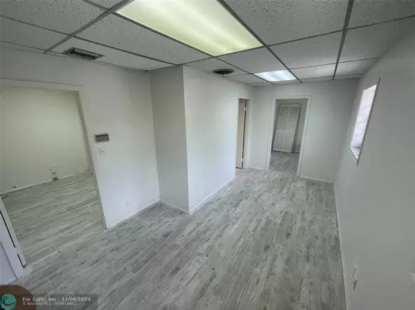 Fort Lauderdale, FL 33308,2800 E Commercial Blvd  #213