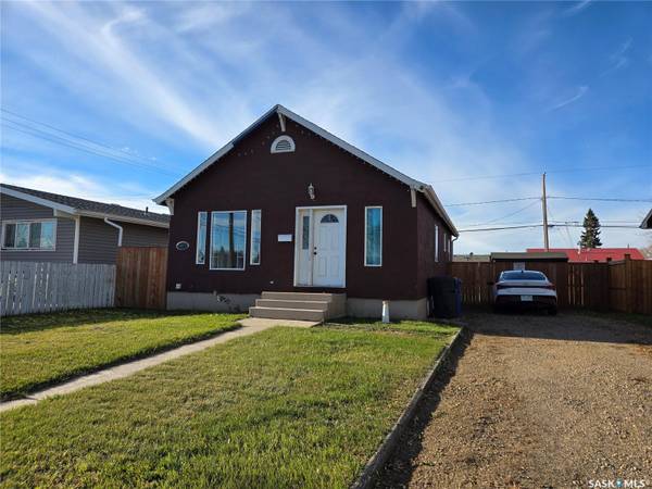 1411 110th STREET, North Battleford, SK S9A 2J3