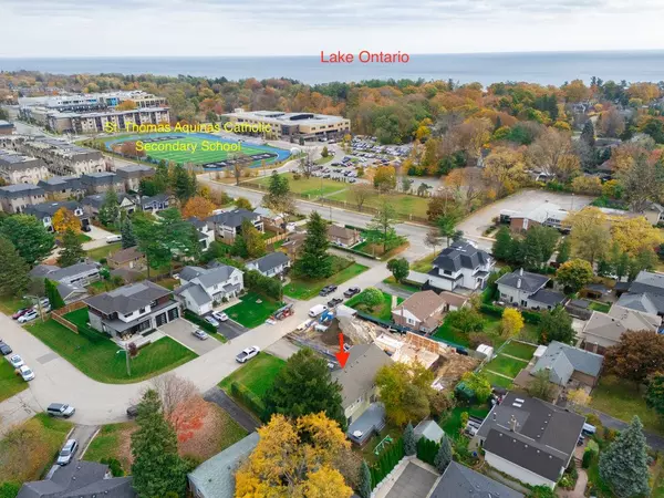 Oakville, ON L6H 4S3,192 Waneta DR