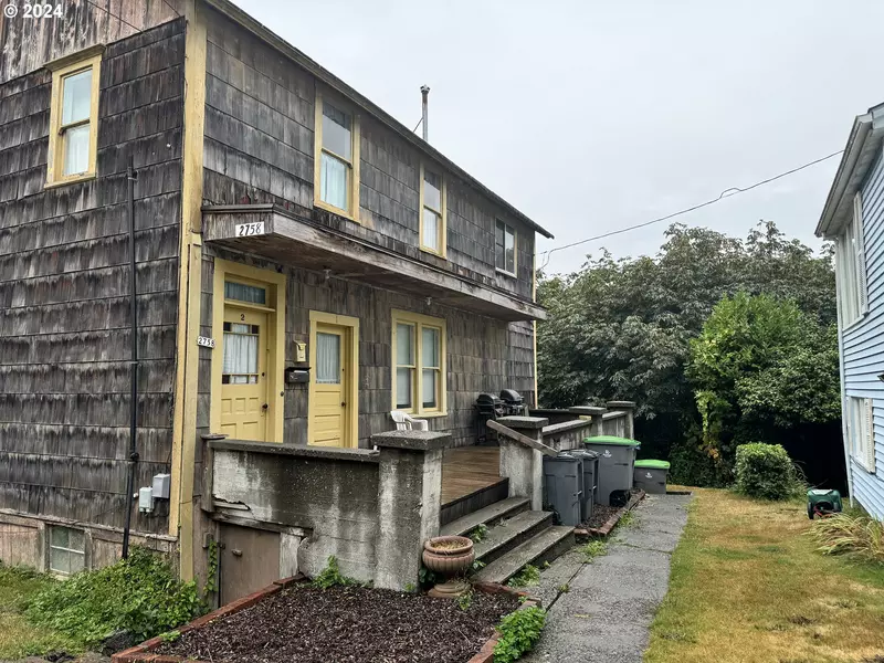 2756 2758 GRAND AVE, Astoria, OR 97103