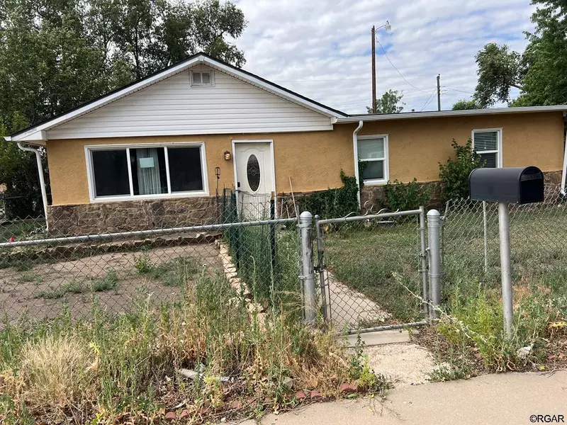 2716 E 15th Street, Pueblo, CO 81001