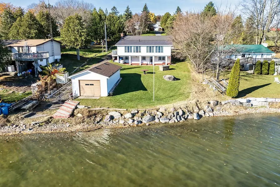 36 Summer DR, Kawartha Lakes, ON K0M 2C0