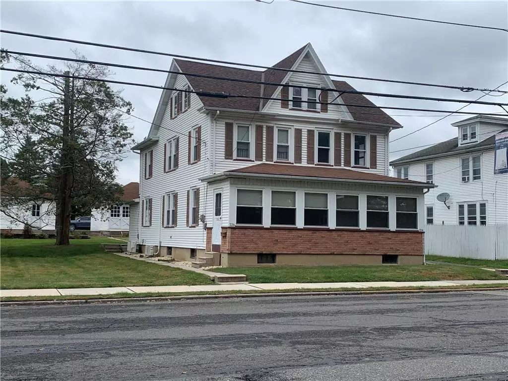 Lehighton Borough, PA 18235,724 -726 Iron Street #724-726