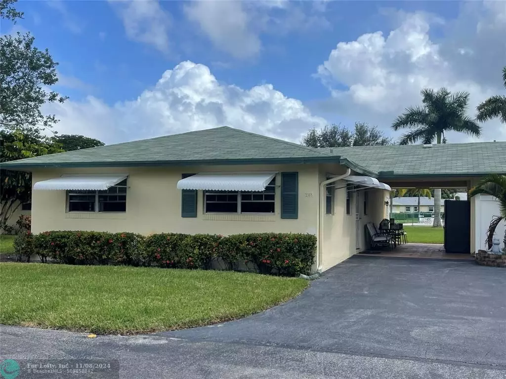 Delray Beach, FL 33445,248 Cardinal Ln  #248