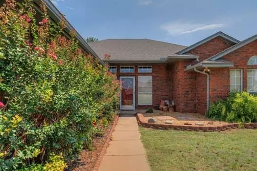 Piedmont, OK 73078,1812 NW Rolling Court