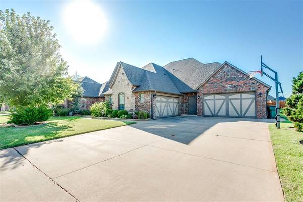 9124 SW 35th Street, Oklahoma City, OK 73179