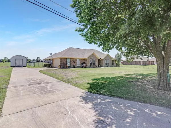 Forney, TX 75126,11215 County Road 213 Road