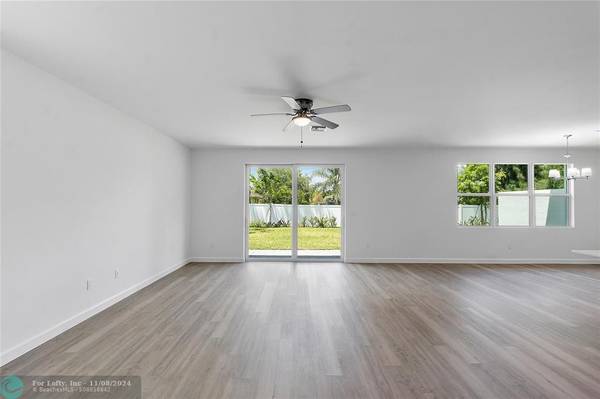 West Palm Beach, FL 33413,6317 Tenor Dr