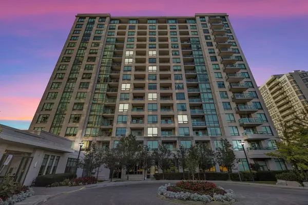 Vaughan, ON L4J 7W7,100 Promenade CIR #1110