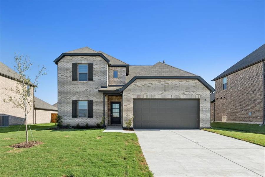 2005 Rolling Ridge Drive, Van Alstyne, TX 75495