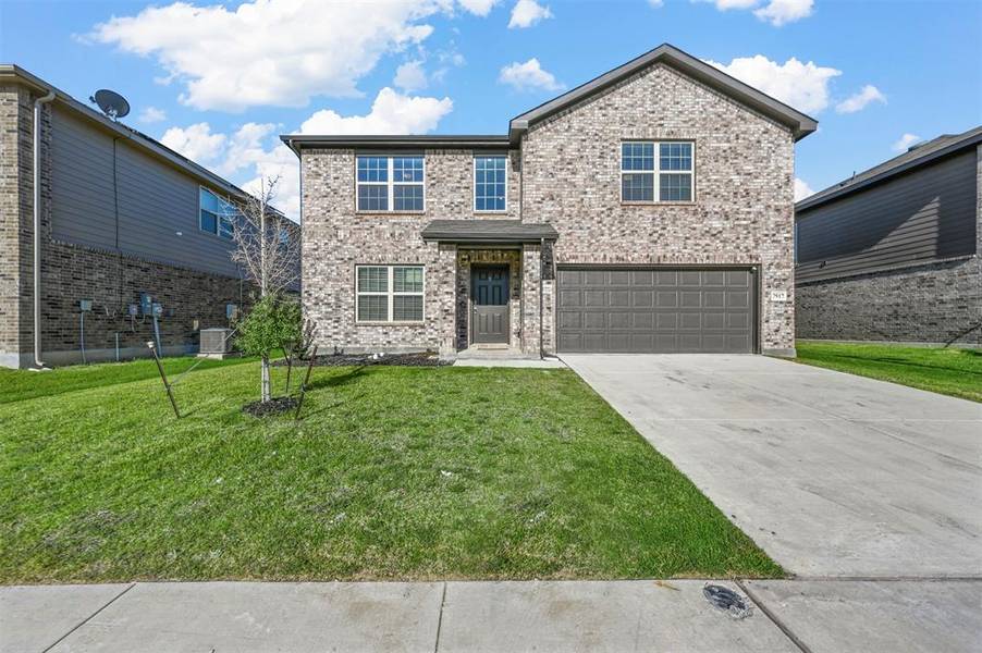 7917 Gangway Drive, Fort Worth, TX 76179