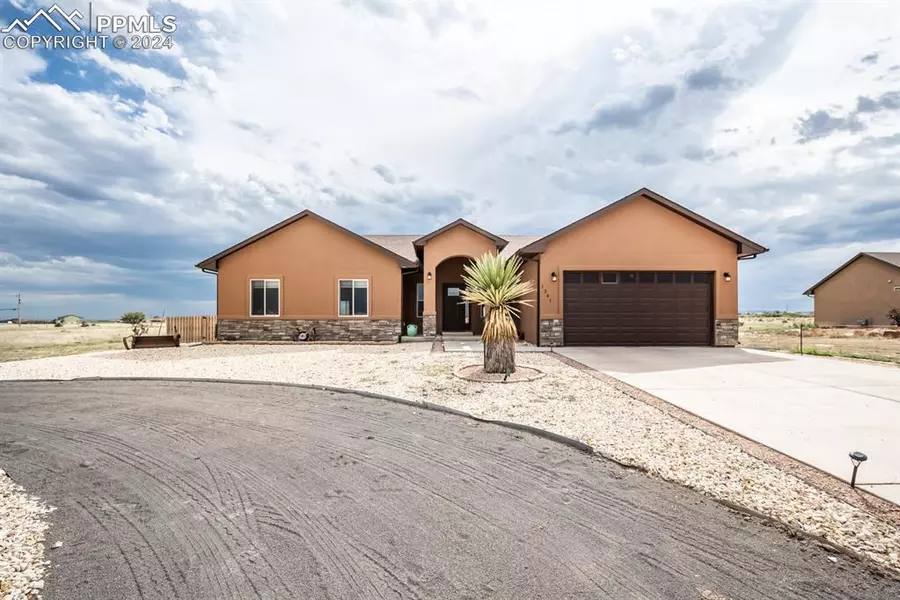 1341 N Challenger DR, Pueblo West, CO 81007